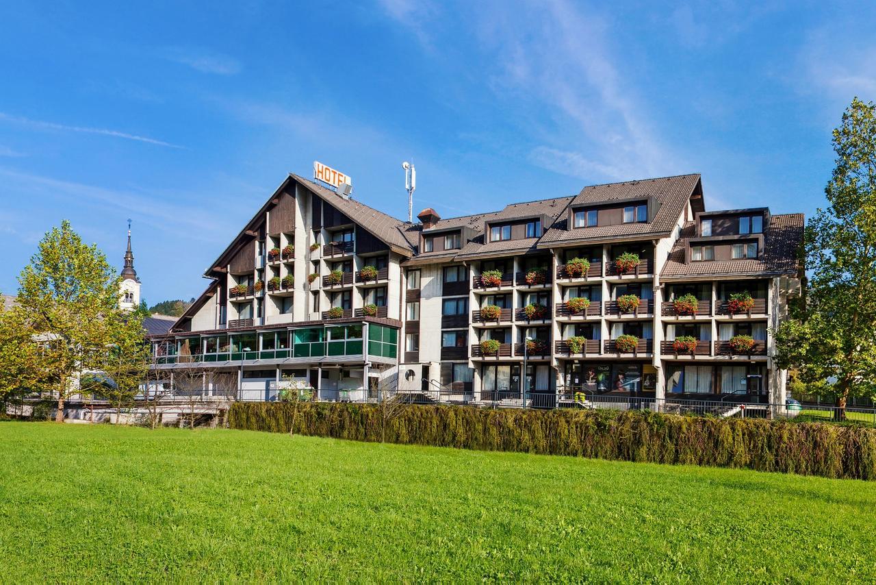 Prenocisca Cerkno Hostel Luaran gambar